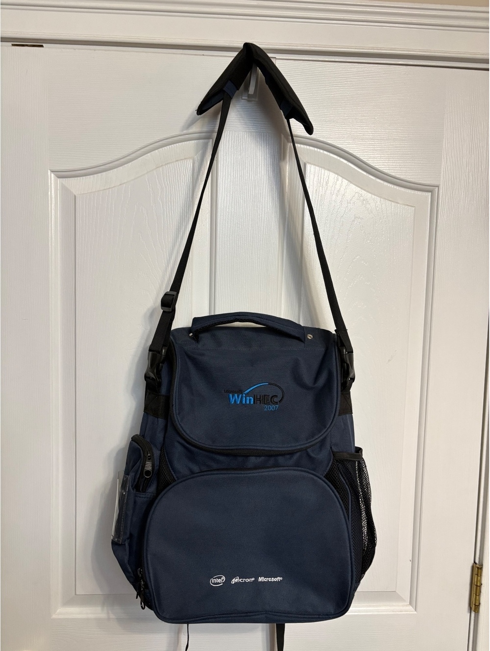 Conference BagMicrosoft 2007 WinHEC Bag Co-Branded with Intel and Micron